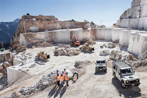 Jeep Tour of Carrara Marble Quarries in Tuscany