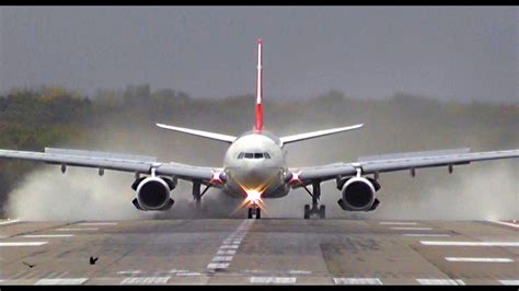 Plane Landing on Dubai International Airport's Runway - YouTube