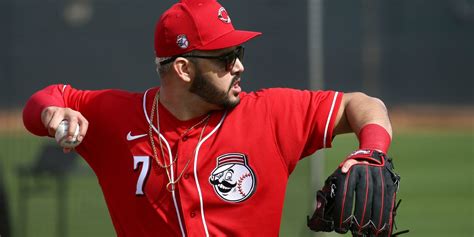 Eugenio Suárez Spring Training debut close