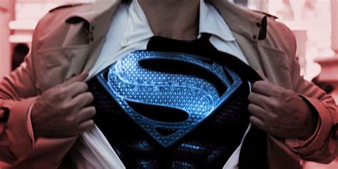 Justice League: Why Superman Still Wears His Black Suit In Snyder's Ending