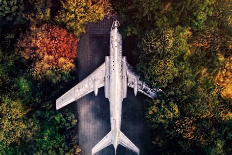 Abandoned plane | Dronestagram