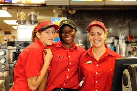 McDonald's Staff | We couldn't rest the bright red shirts. H… | Flickr