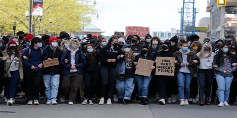 Columbus shooting: Protesters call for abolition, defunding of police, reports say | Fox News