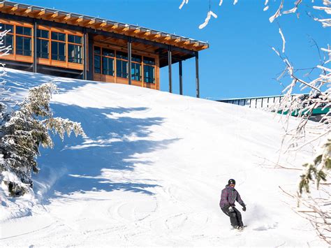 The best ski resorts in New Hampshire