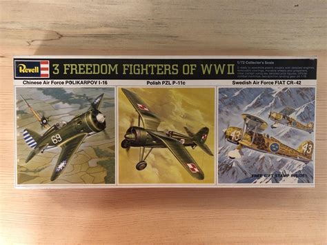 Revell 3 Freedom Fighters Of WWII Model Airplane Kit 1/72 Scale | #1934018280