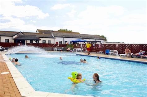 Steeple Bay Holiday Park - Park Holidays UK - UPDATED 2017 Prices & Campground Reviews (Maldon ...