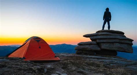 15 Best Winter Camping Tips And Tricks To Keep Warm