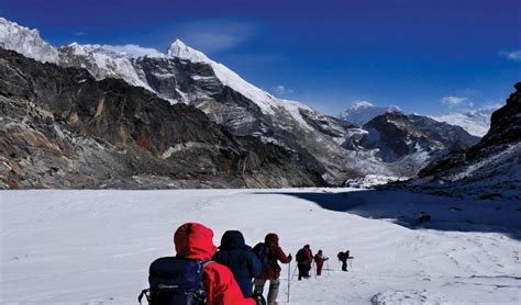 Trekking In The Himalayas - Tips to Consider | Adventure Great Himalaya