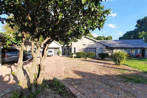 Randpark Ridge Property : Houses to rent in Randpark Ridge : Property24.com