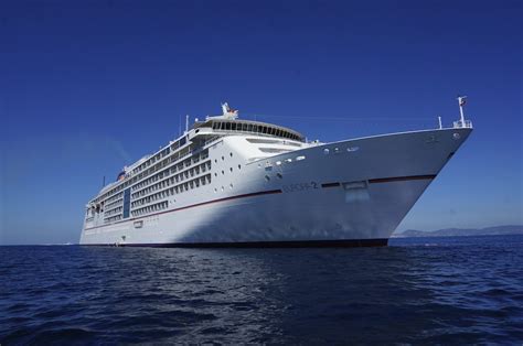 Europa 2 – Avid Cruiser Cruise Reviews, Luxury Cruises, Expedition Cruises