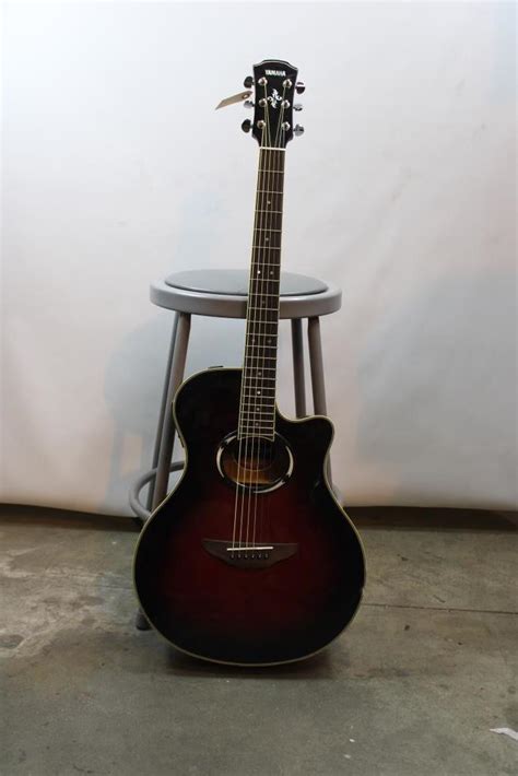 Yamaha Acoustic Guitar | Property Room