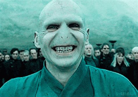 Voldemort Smiling GIF - Voldemort Smiling Hehe - Descobrir e Compartilhar GIFs