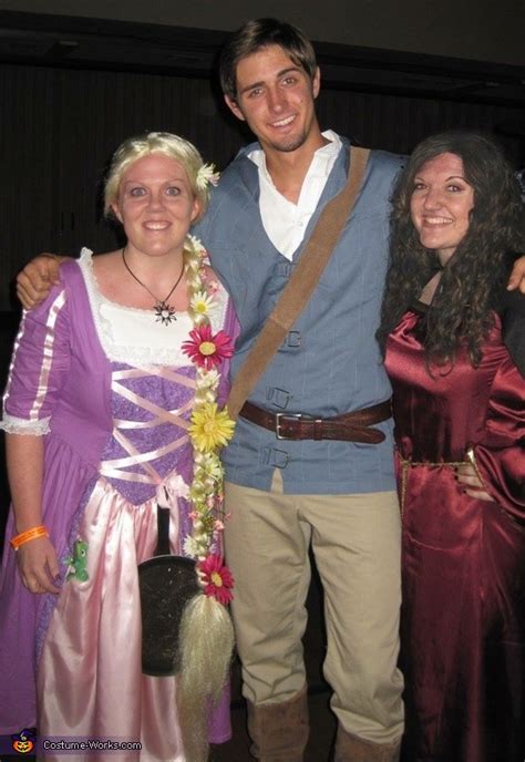 Flynn Rider And Rapunzel Costumes