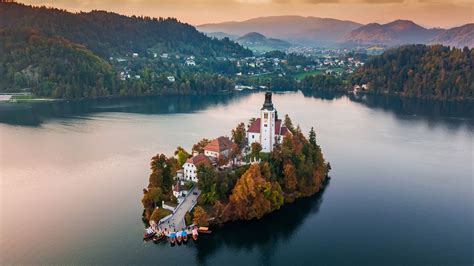 5 incredible Lake Bled facts to make you dream of a Slovenia trip