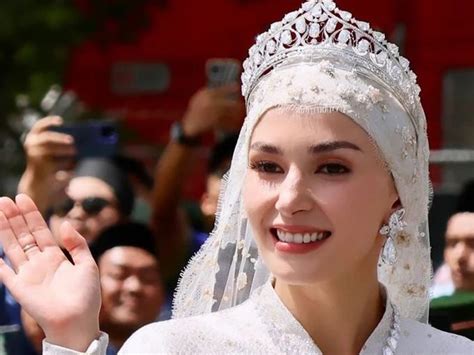 Prince Mateen of Brunei marries commoner Anisha Rosnah in lavish ceremony | Gold Coast Bulletin