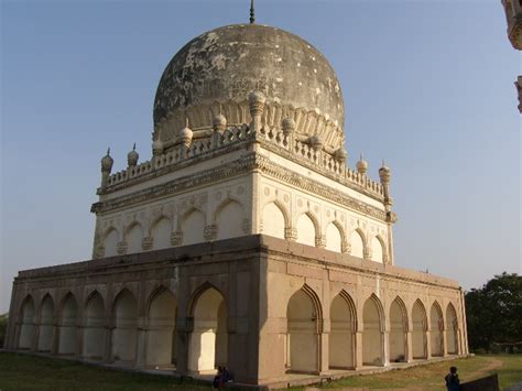 Qutb Shahi Tombs - entire dynasty taking eternal sleep in one place, Hyderabad, S. India ...