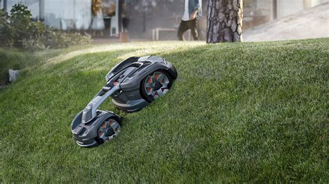 MWC 2019: Husqvarna visar gräsklipparen Automower 435X AWD ...