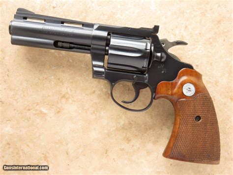 Colt Diamondback, Cal. .38 Special, 4 Inch Barrel, Blue Finished