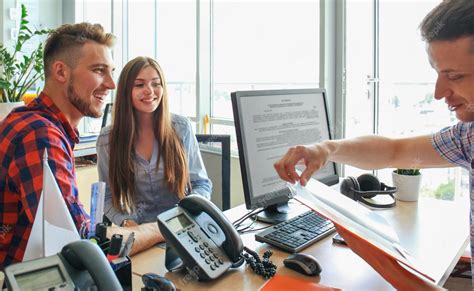 Premium Photo | Successful lawyer giving consultation to family couple ...