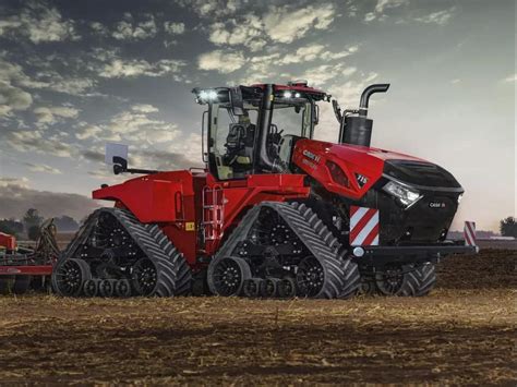 Case IH Quadtrac 715 : Il est déjà là! – FARM Connexion