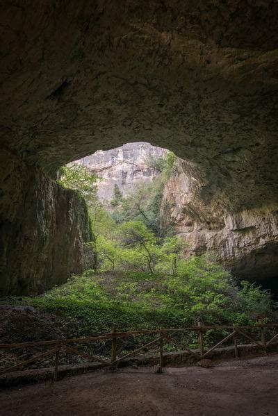 Image of Devetashka Cave by Dancho Hristov | 24405