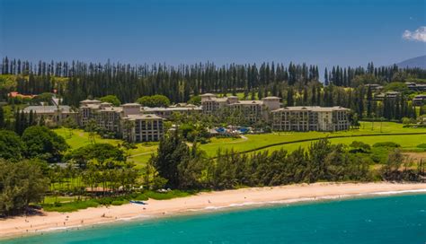 An Iconic Review of Ritz Carlton, Kapalua | ICONIC LIFE