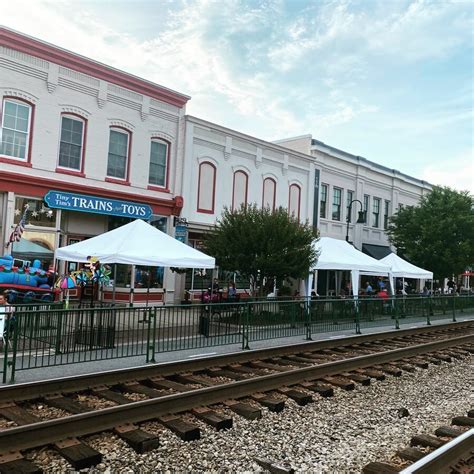 Ashland Fourth Fridays — Downtown Ashland, Virginia