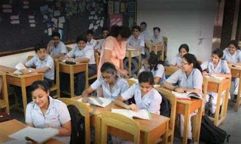 Amity International School(AIS), Saket, Delhi: Fee Structure, Admission Form 2023-2024