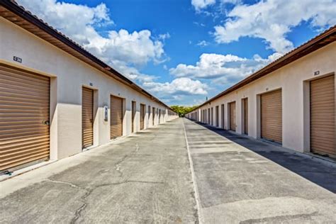 San Carlos Park Fort Myers, FL Storage Features | Metro Self Storage