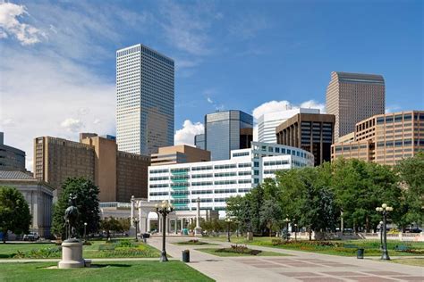 Denver City Highlights Tour: Triphobo