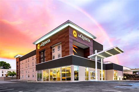 La Quinta Inn & Suites by Wyndham Spokane Downtown | Spokane, WA Hotels