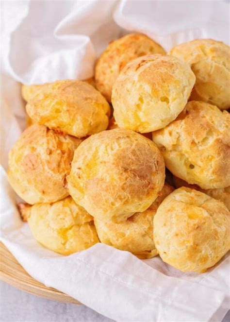 Cheese Puffs Recipe {AKA Gougeres} | Lil' Luna