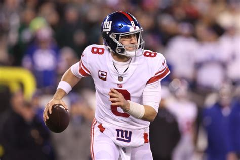 Daniel Jones Injury: Giants' Quarterback Suffered Season-Ending ACL ...