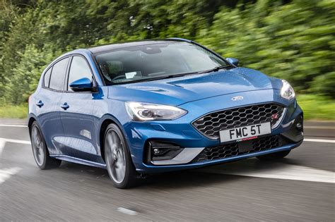 Ford Focus ST 2019 UK review | Autocar