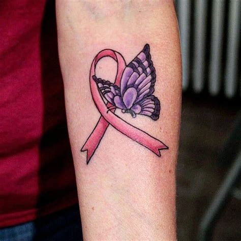 Tatuajes de lazos contra el cáncer: Diseños para luchadoras