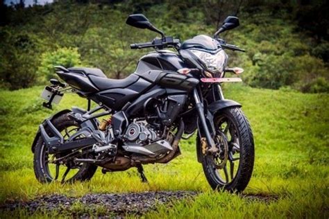 Bajaj Pulsar NS160 vs New Pulsar N160: Differences Explained | BikeDekho