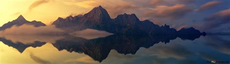 Mountain reflected in the lake at sunset 4K wallpaper download