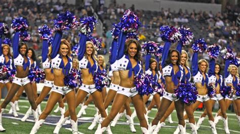 Dallas Cowboys Cheerleaders Cheer