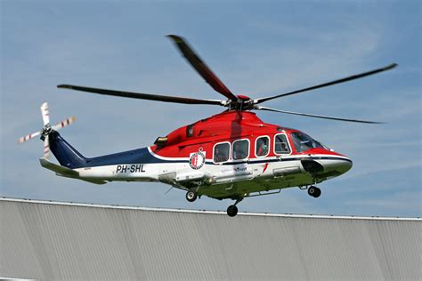 File:Feyenoord Helicopter 04.jpg - Wikipedia