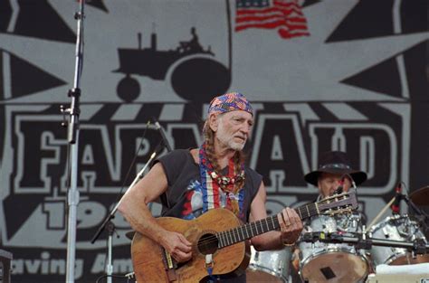 Willie Nelson Documentary Debuts At Sundance Film Festival