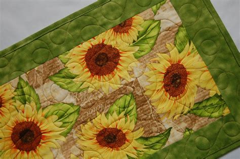Beautiful Sunflower Table Runner/Reversible/Shady Spring | Etsy ...