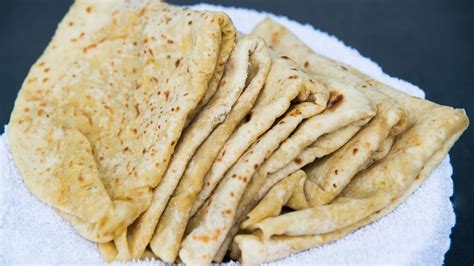 Trini Dhalpuri Roti Recipe - YouTube