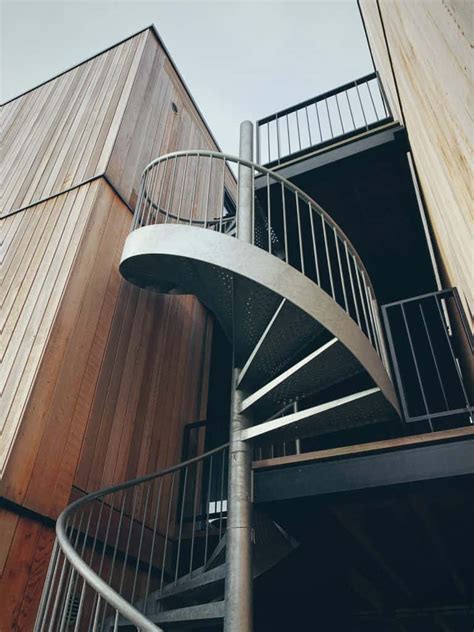 Unique Ideas for Folding Staircase Designs