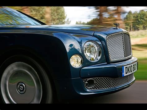 BENTLEY MULSANNE - Review and photos