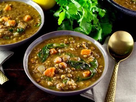 Tori Avey's Lemon Lentil Spinach Soup - Healthy and Flavorful