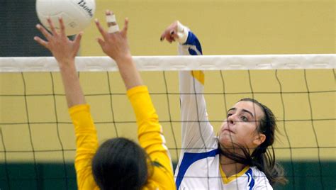 Rustled feathers: Fergus High volleyball knocks off CMR