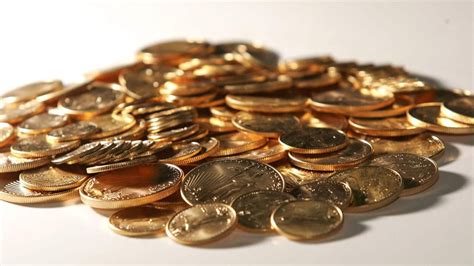 Is buying gold coin each year on Dhanteras a good idea? | Mint