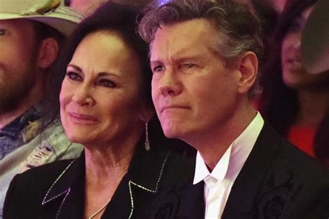 Watch Randy Travis Sing During 'The Penny Gilley Show' Taping