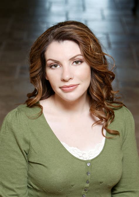 Stephenie Meyer,author/creator of the Twilight Saga - Twilighters Photo ...