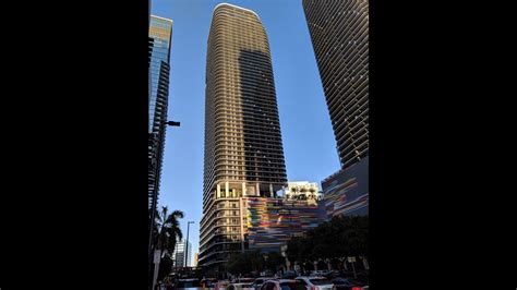 SLS Lux Brickell Hotel and Residences - Arquitectonica Architecture